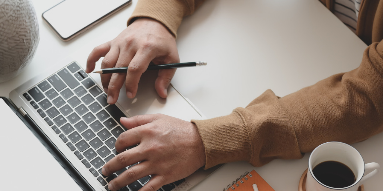 Does the IDFPR ever expunge or not disclose certain license disciplinary orders?